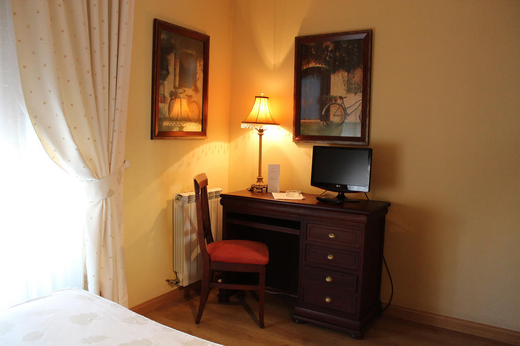 Dc Mesones 21 Hotel Lerma Room photo